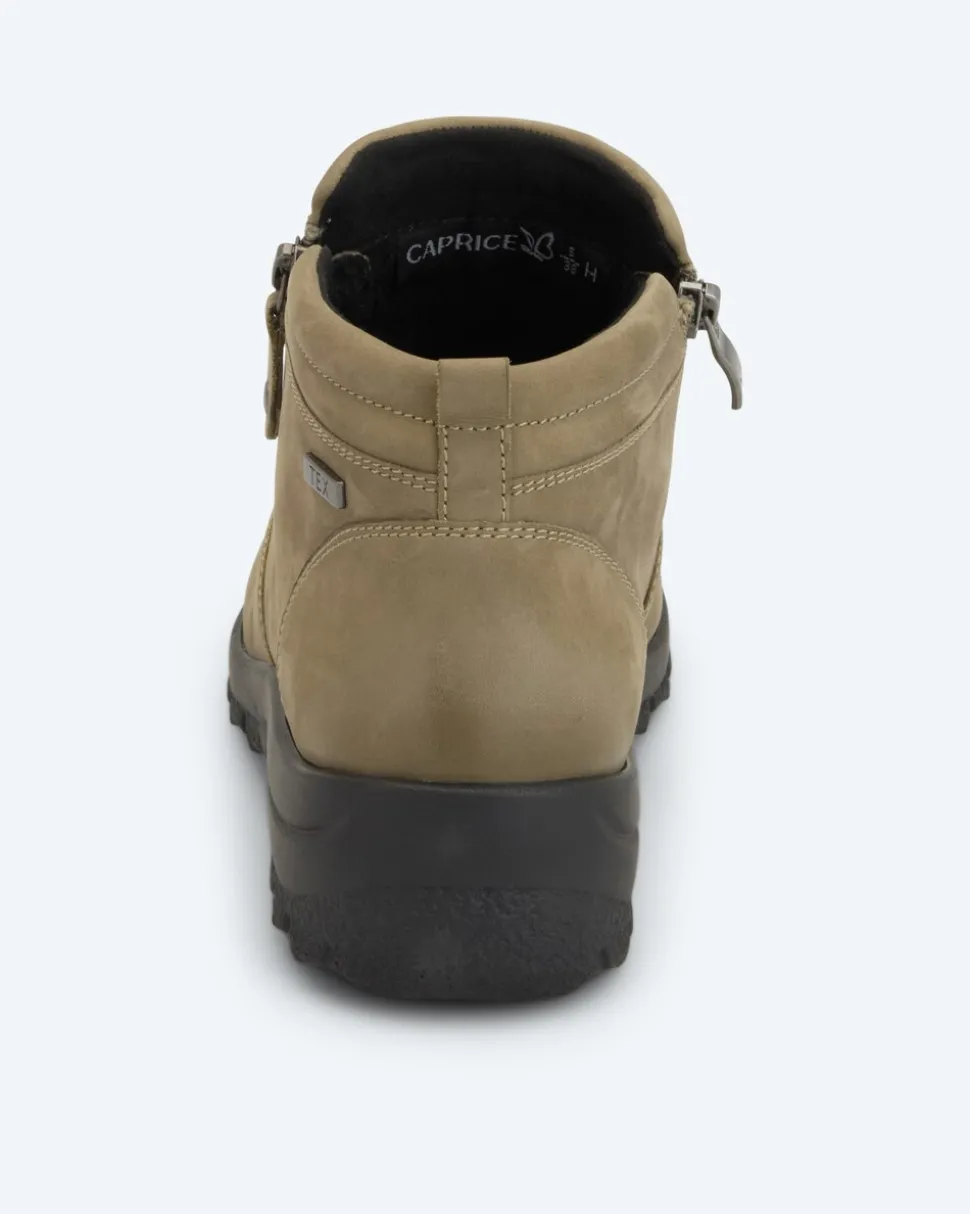 Boot in H-Weite