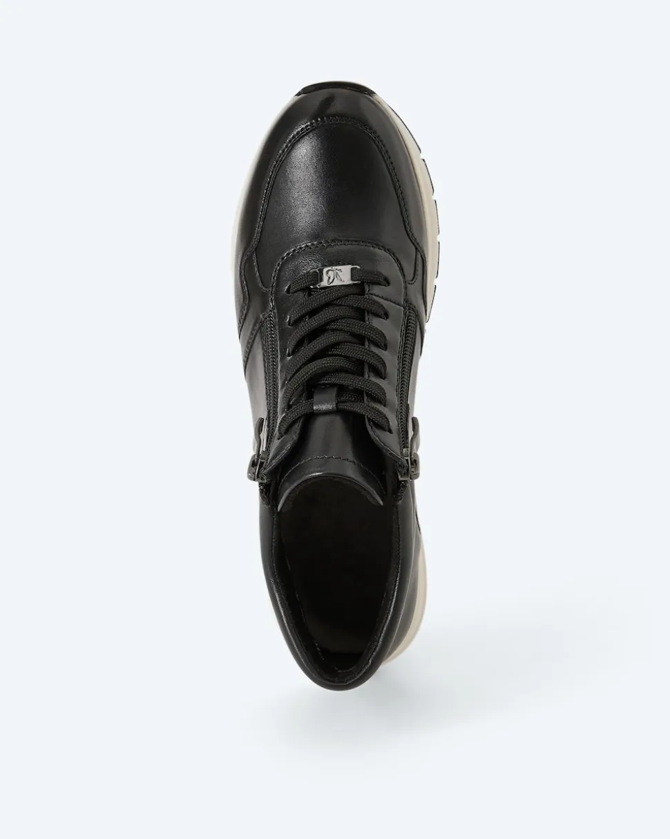 Hightop Sneaker