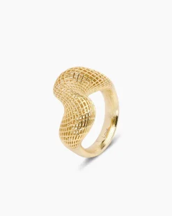 Ring im modischen Design