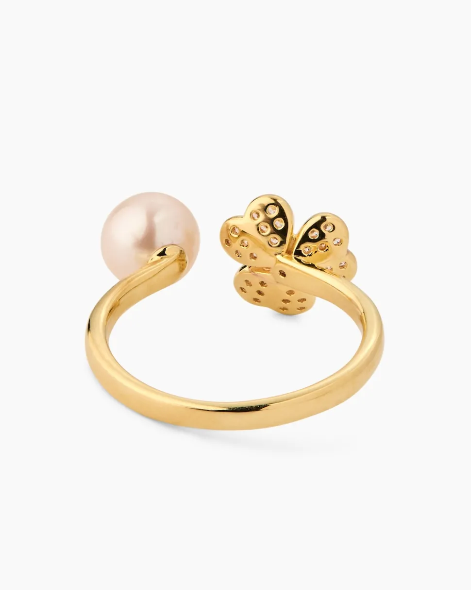 Ring mit Kleeblatt