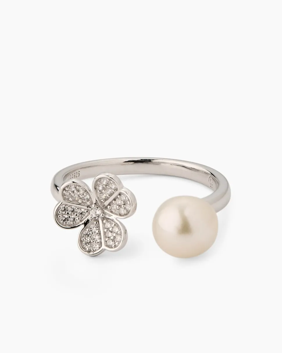 Ring mit Kleeblatt