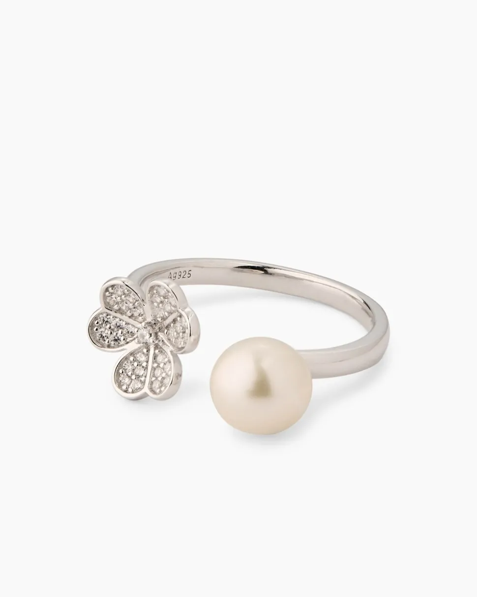 Ring mit Kleeblatt