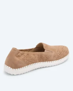 Slipper mit Lochmuster
