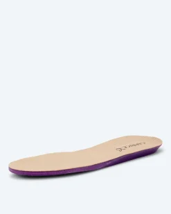 Slipper mit Lochmuster